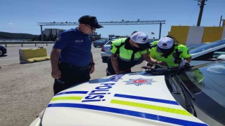 Keşan polisi şehir girişinde trafik uygulaması yaptı