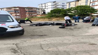Keşanda iki motosiklet çarpıştı: 2 yaralı