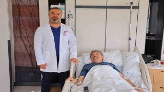 Kilo kaybıyla hastaneye başvuran hastanın böbreğinden 20 santimlik tümör çıkarıldı
