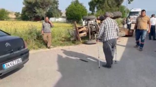 Kırıkhanda devrilen traktör sürücüsü yaralandı