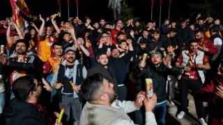 Kırıkkalede taraftarlar, Galatasarayın şampiyonluğunu kutladı