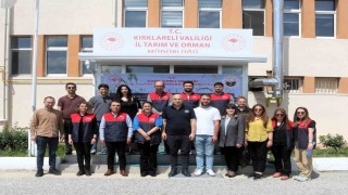 Kırklarelinde sorgum-sudanotu melezi tohumları üreticilere dağıtıldı