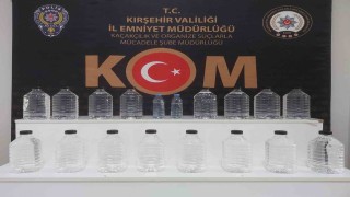 Kırşehirde kaçak içki ve etil alkol ele geçirildi