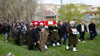 Kızından Kıbrıs Gazisi babasına veda: Babamla gurur duyuyorum