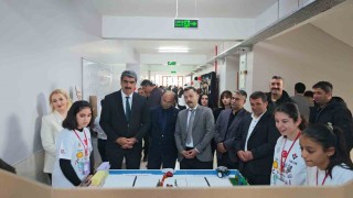 Koçak Ortaokulunda bilim fuarı yoğun ilgi gördü