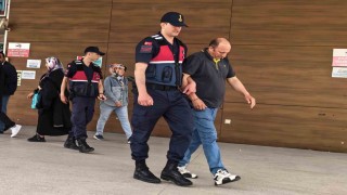 Kredi kartı çalıp harcama yapan şüpheliler yakalandı