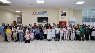 Küçükçekmecede Anneler Günü renkli etkinliklerle kutlandı