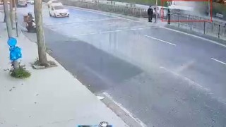 Küçükçekmece'de genç mühendisin hayatını kaybettiği kazanın güvenlik kamerası görüntüleri ortaya çıktı