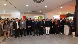 Küçükçekmecede ‘Kendi Gölgemde sergisi açıldı