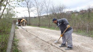 Kumruda 4 bin 500 metrelik içme suyu hattı yenilendi