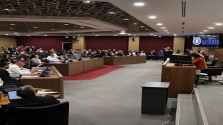 Kütahya Belediye Meclisinde Kesin Hesap Kararı reddedildi