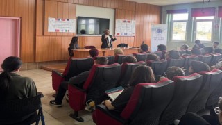 Kütahyada fen lisesi öğrencilerine avukatlık mesleği tanıtıldı