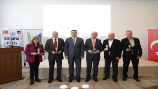 Kütahyada Hisarlı Ahmetin mirası gelecek nesillere taşınıyor