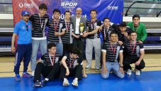 Kütahyada ilk kez düzenlenen İmam Hatip Spor Oyunları büyük heyecana sahne oldu