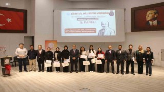 Kütahyada Okuyorum Yazıyorum: Safahat Okumaları projesi il finali yapıldı