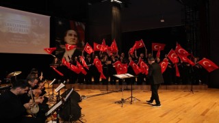 Kütahyada Türkülerimizde Değerler konseri sanatseverlerden tam not aldı