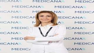 Makyaj yaparken göz sağlığınızdan olmayın