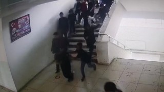 Malatyada okuldaki deprem paniği kamerada