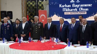 Malatyada resmi bayramlaşma töreni düzenlendi