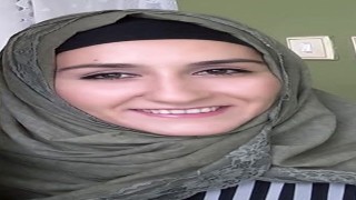 Mantar zehirlenmesi şüphesiyle tedavi altına alınan hamile kadın kurtarılamadı