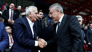 Mardinde Vali Akkoyun ve Ahmet Türk, Play-Off maçında buluştu