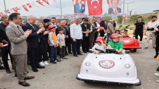 Menemende çocuklar için trafik eğitim parkuru açıldı