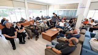Mersinde emekliler bayram sevincinde buluştu