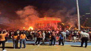 Mersinde Galatasarayın şampiyonluğu büyük coşkuyla kutlandı