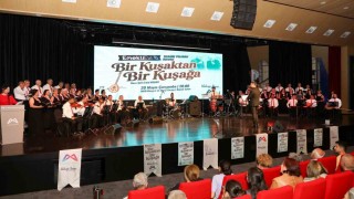 Mersinde kuşaklar aynı sahnede buluştu