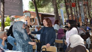 Mersinde şehit annelerine özel program
