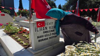 Mezarlıklarda hüzün: 90 yaşındaki şehit annesinin 34 yıldır dinmeyen acısı