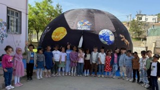 Minik astronotlar uzaya yolculuk yaptı