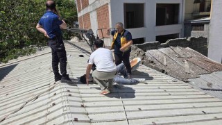 Mudanyada can pazarı...6.kattan devrilen vinçte 2 işçi yaralandı