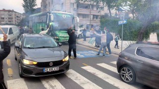 Muğlaspora taraftarlardan meşaleli karşılama