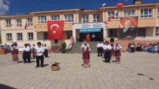 Muradiyede ‘Bahar Şenliği düzenlendi