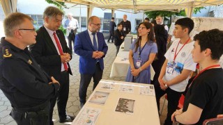 Nazillide İmam Hatip Lisesi bilim fuarı düzenledi