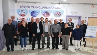 Öğretmenlere dijital dönüşüm eğitimi