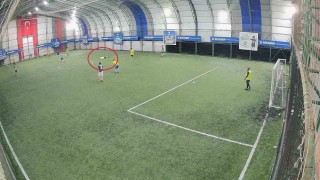 Ölüm halı sahada futbol oynarken yakaladı