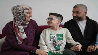 Ölümcül DMD hastalığıyla mücadele eden Ahmet Sami kendisine uzanacak yardım elini bekliyor