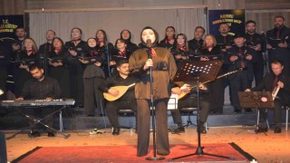 Orduda öğretmenlerden Türk halk müziği konseri