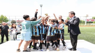 Osmangazide çocuk olimpiyatları nefes kesen yarışlara sahne oldu