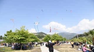 Osmaniyede uçurtma şenliği festivale dönüştü