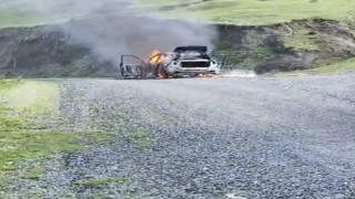 Otomobil yayla yolunda yanarak hurdaya döndü