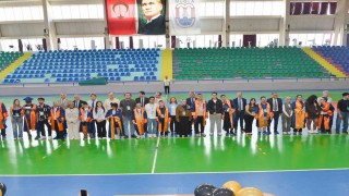 Özel ihtiyaçlı gençler MSKÜde kep attı