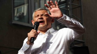 Özgür Özel: Baş veririm partiyi kimseye teslim etmem