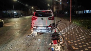 Park halindeki cipe çarpan motosiklet sürücüsü hayatını kaybetti