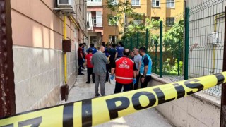 Pencere temizlerken 5inci kattan düşen kadın hayatını kaybetti