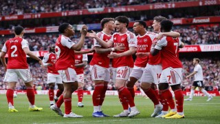 Premier Ligde 22 yıl aradan sonra şampiyon Arsenal