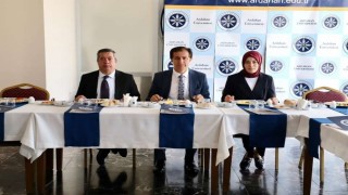 Rektör Emiroğlu Basınla Buluştu