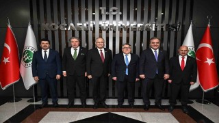 Rektör Özölçer, Türkiyenin En Büyük Öğrenci Kongresinde genç araştırmacılarla bir araya geldi